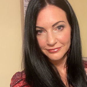 Meet your Posher, Lesli